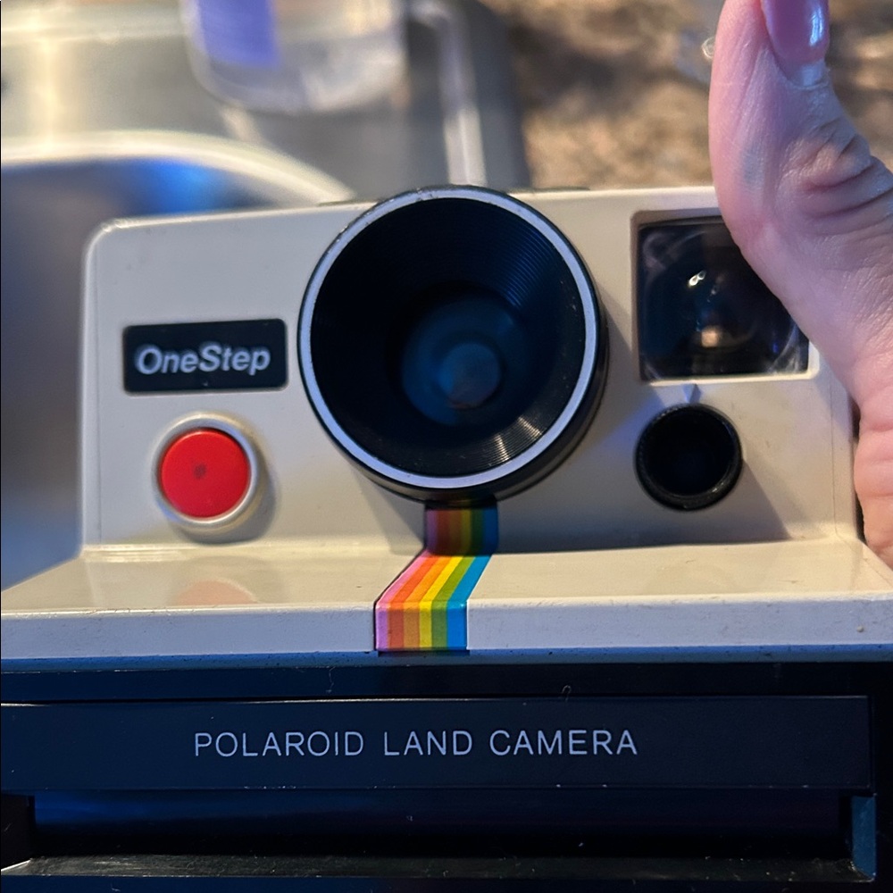 Polaroid OneStep Land Camera - White with Rainbow Stripe - Picture 6 of 6